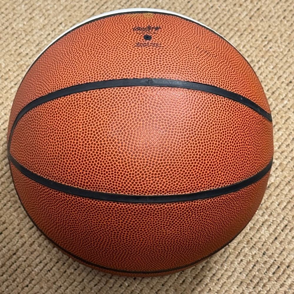 Rawlings Florida Gators Uncle Dave #66 Signed Logo Basketball - Picture 7 of 7